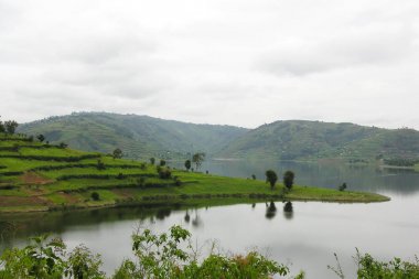 Bushara Adası 'ndan görünüm, Bunyoni Gölü, Uganda.