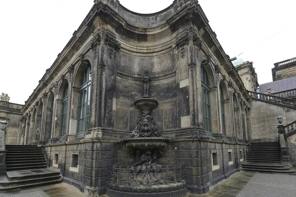 Zwinger Sarayı Kompleksinin Dış Dekorasyonu Dresden Almanya — Stok fotoğraf