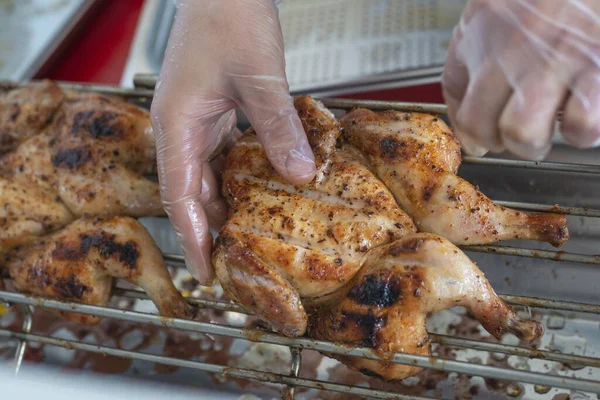 Pieczony Kurczak Kuchni Restauracji — Zdjęcie stockowe