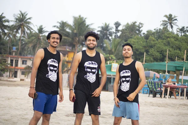 Arambol Indien Februar 2020 Unbekannte Indische Männer Posieren Arambol Goa lizenzfreie Stockfotos