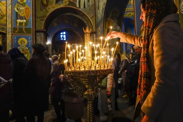 Kiev Ucraina Messa Nella Chiesa San Michele Monastero Candele Votive — Foto Stock