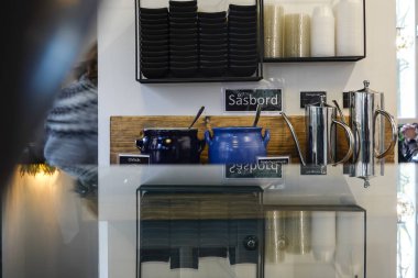 Stockholm, İsveç Asya restoranında soslar için bir masa.