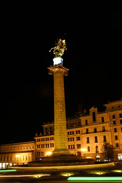 Tbilisi Georgia Liberty Square Night Column Statue George — Stock Photo, Image