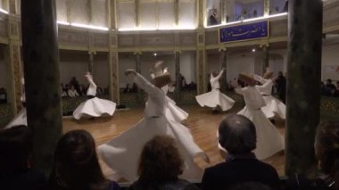 İstanbul, Türkiye Dönen Dervişlerin Performansı