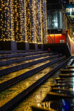 Stockholm, İsveç Noel 'de Consert Hall' un basamakları.