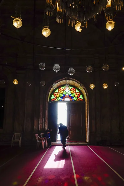 Cairo Egipto Personas Que Entran Interior Mezquita Muhammed Ali — Foto de Stock