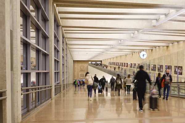 Tel Aviv, İsrail, Ben Gurion havaalanındaki varış salonu