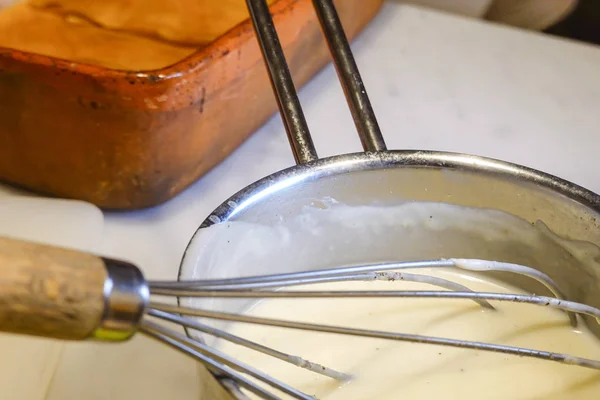 Una Salsa Bechamel Usada Para Hacer Lasaña — Foto de Stock