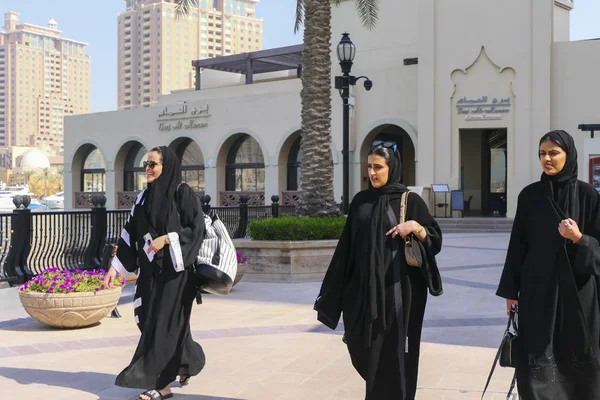 Doha, İnci Katar, süper seçkin bir mahalle, yat havzası.