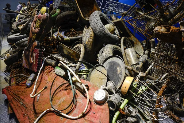 Estocolmo Suécia Março 2020 Uma Pilha Lixo Objetos Metálicos Recuperados — Fotografia de Stock