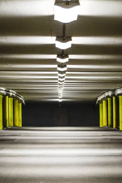 Estocolmo Suecia Aparcamiento Por Noche Sin Coches — Foto de Stock