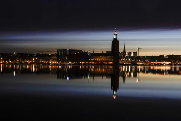 Stockholm Svédország Stockholmi Városháza Hajnalban — Stock Fotó