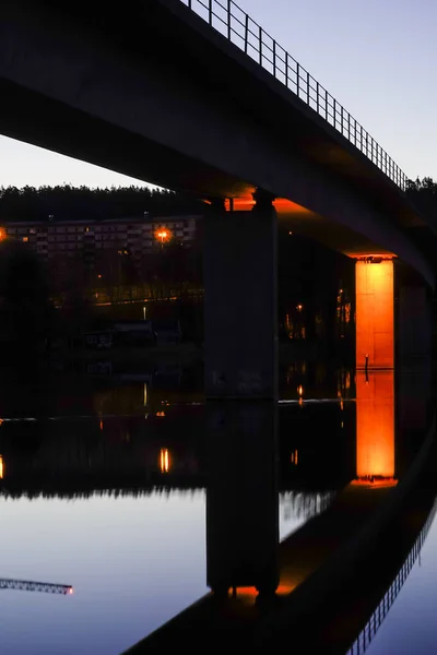 Estocolmo Suecia Puente Metro Amanecer Lago Albysjon Fittja — Foto de Stock