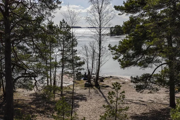 Sztokholm Szwecja Kwietnia 2020 Plaża Bjorkvik Archipelagu Sztokholmskim — Zdjęcie stockowe