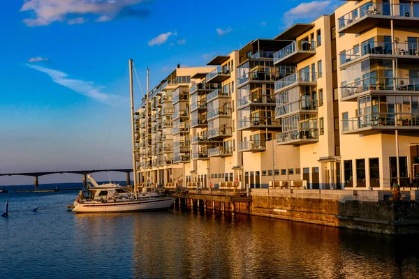 Kalmar Suecia Moderno Barrio Reconstruido Junto Mar Llamado Varvsholmen Una —  Fotos de Stock