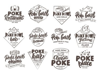 Klasik Poke amblemleri ve pulları. Deniz ürünleri rozetleri, beyaz arka planda çıkartmalar. Elle çizilmiş metin ve cümlelerle retro logo koleksiyonu. Vektör illüstrasyonu.