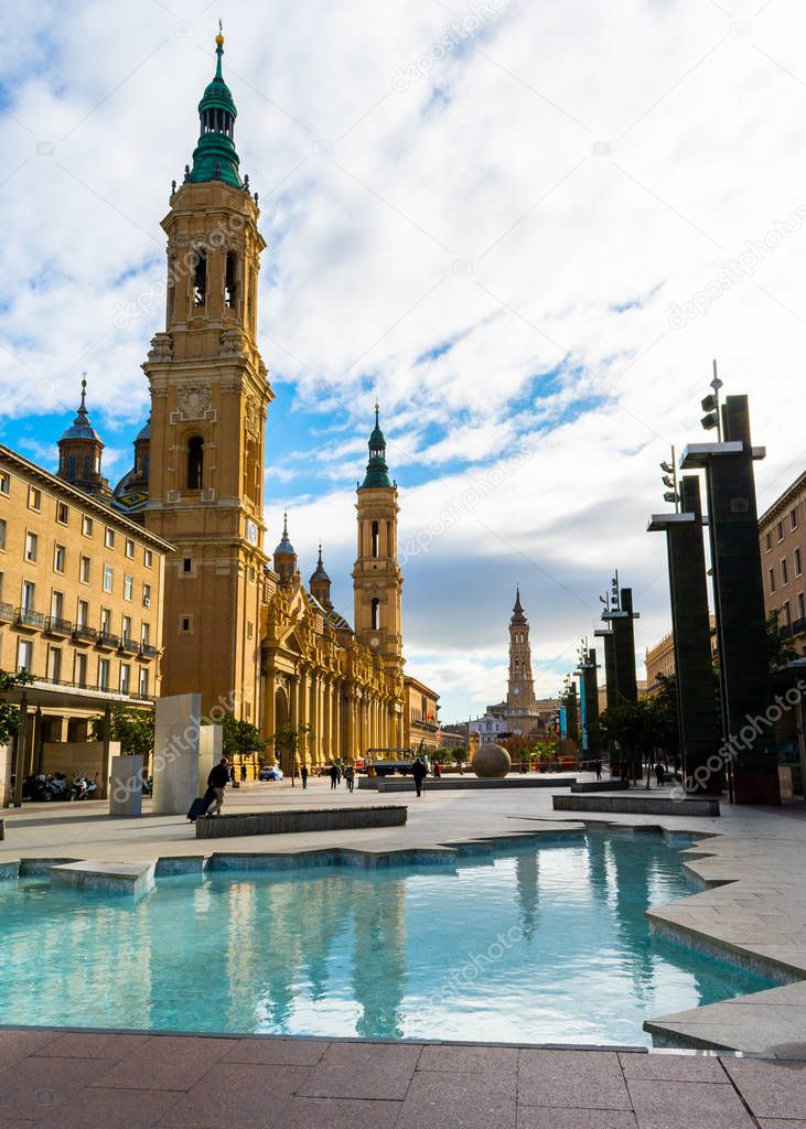 Pillar Square (Plaza del PIlar), La Seo Cathedral and the Basilica of Our Lady of the Pillar in the downtown of Zaragoza, Spain