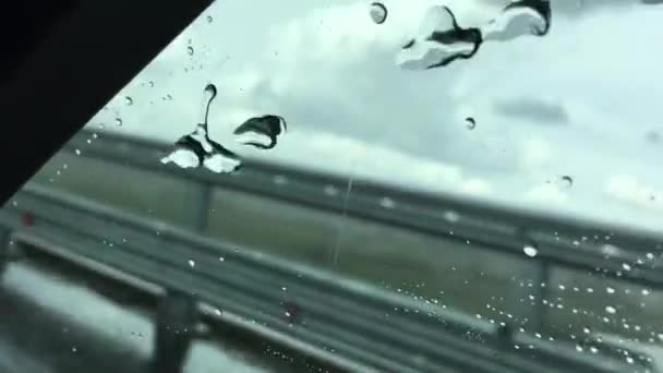 Deszcz Przedniej Szybie Samochodu — Wideo stockowe
