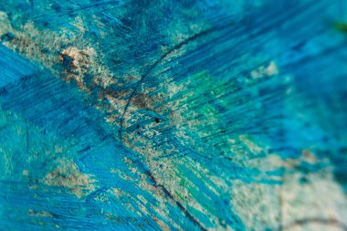 Doku: tuvaldeki yağlı boya.