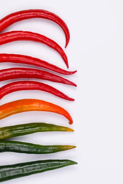 Červená Žlutá Zelená Chilli Paprika Izolované Bílém Pozadí Chili Hot — Stock fotografie