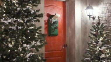Noel ve yeni yıl içleri, Noel Baba 'dan gelen postalar, e-postalar için posta kutusu.