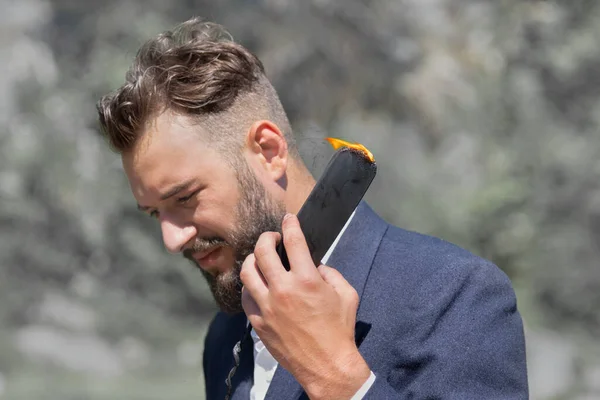 Man Business Suit Background Nature Holds Burning Handset Landline Phone — Stock Photo, Image