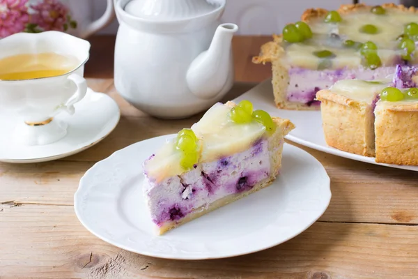 Domácí tvarohový dort s borůvkami — Stock fotografie