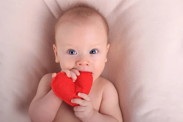 Cute Baby Red Toy Heart Mother Day Card Healthy Heart — Stock Photo, Image