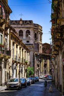 Catania sokaklarından bir manzara