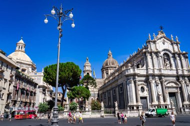 Catania 'daki Piazza del Duomo