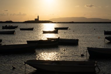 Trapani İtalya 'da güzel bir günbatımı (Sicilya)