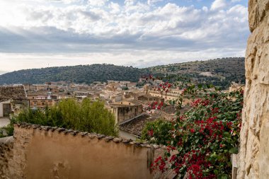 Kesinlikle nefes kesen Scicli İtalya 'dan (Sicilya)