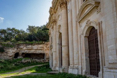 Scicli İtalya 'daki muhteşem kilise (Sicilya)