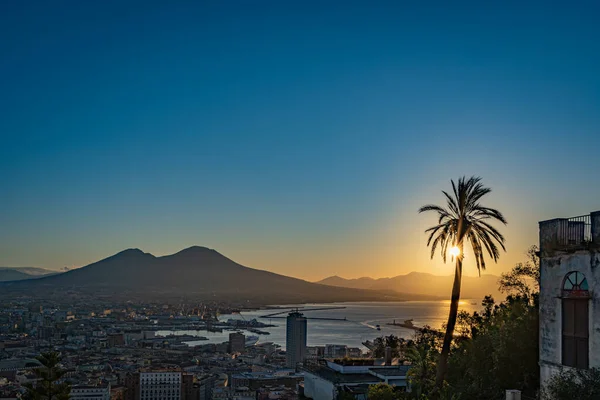 Sebuah Pemandangan Indah Kota Naples Italia Dari Atas Stok Gambar