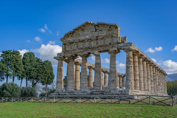 Wspaniała Świątynia Ateny Paestum Włochy — Zdjęcie stockowe