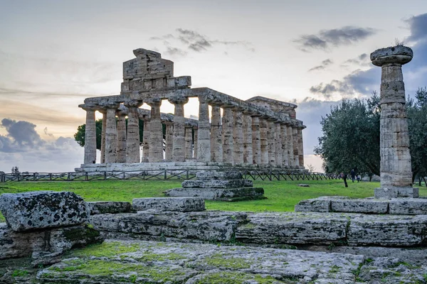 Impressionante Templo Athena Paestum Itália — Fotografia de Stock