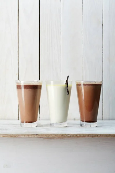 Drie glazen milkshakes — Stockfoto