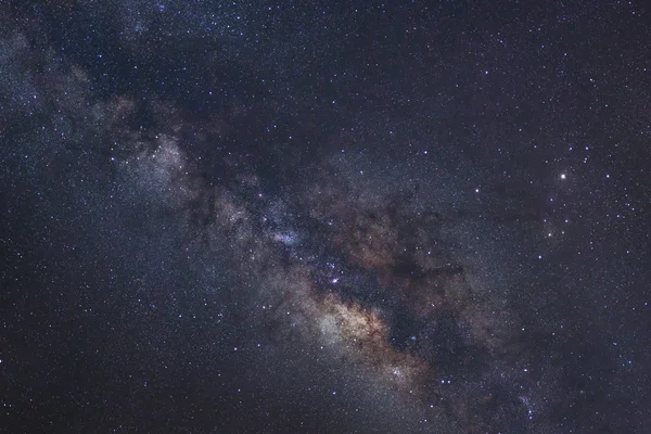 Галактика Чумацький Шлях, фотографія довгого експозиції, з зерном . — стокове фото