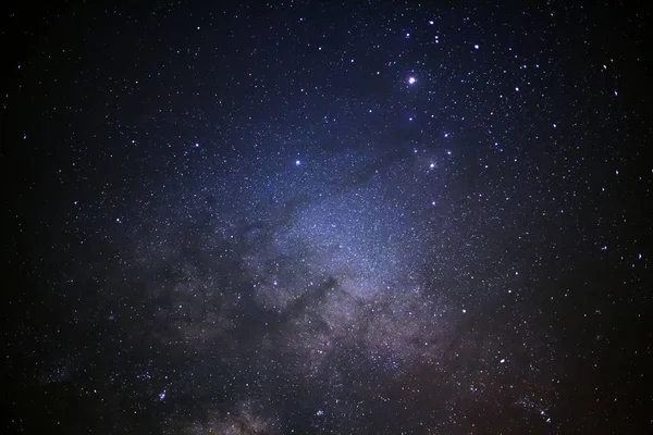 Close-up da Via Láctea Galaxy, Fotografia de longa exposição, com gra — Fotografia de Stock