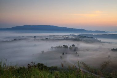 Puslu sabah ve Khao Takhian STK View Point evde