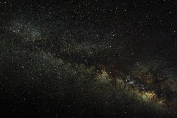 Галактика Чумацький Шлях, фотографія довгого експозиції, з зерном — стокове фото