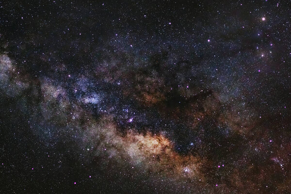 Крупный план Млечного Пути, фотография длительного действия, с зерном
