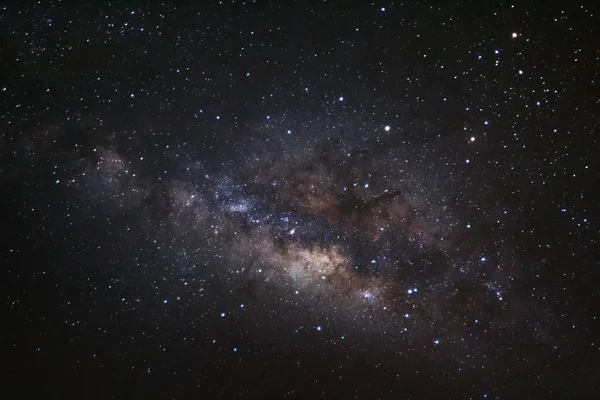 Melkwegstelsel met sterren en ruimtestof in het heelal — Stockfoto