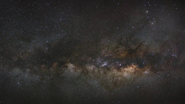 Via Láctea galáxia com estrelas e poeira espacial no universo, Long — Fotografia de Stock