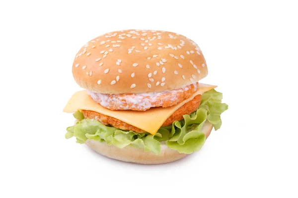 Kip en kaas hamburger op witte achtergrond — Stockfoto