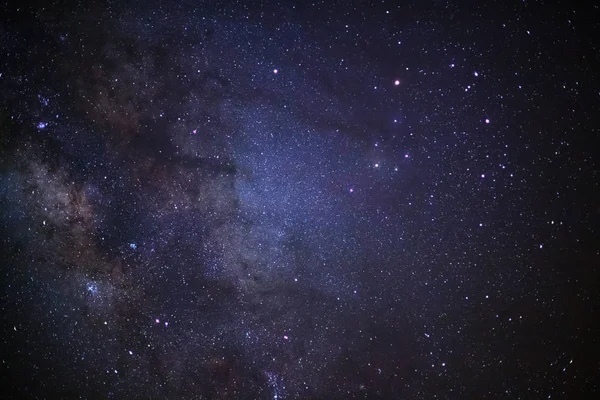 Close-up Via Láctea galáxia com estrelas e poeira espacial no universo — Fotografia de Stock