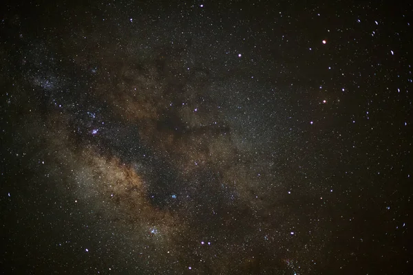 Gros plan de la galaxie de la Voie lactée avec des étoiles et de la poussière dans l'espace — Photo