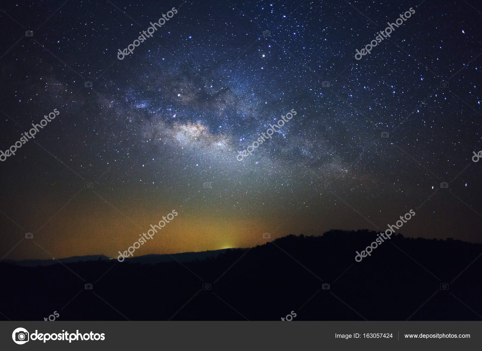 星や宇宙に宇宙の塵と天の川銀河 ストック写真 C Sripfoto 星や宇宙に宇宙の塵と天の川銀河 ストック写真 C Sripfoto