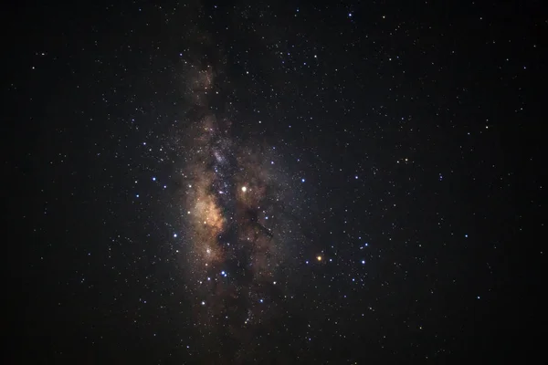 Voie lactée galaxie avec des étoiles et de la poussière spatiale dans l'univers, Long — Photo