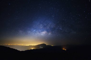 Samanyolu, Doi Inthanon Chiang mai, bu ışık şehir